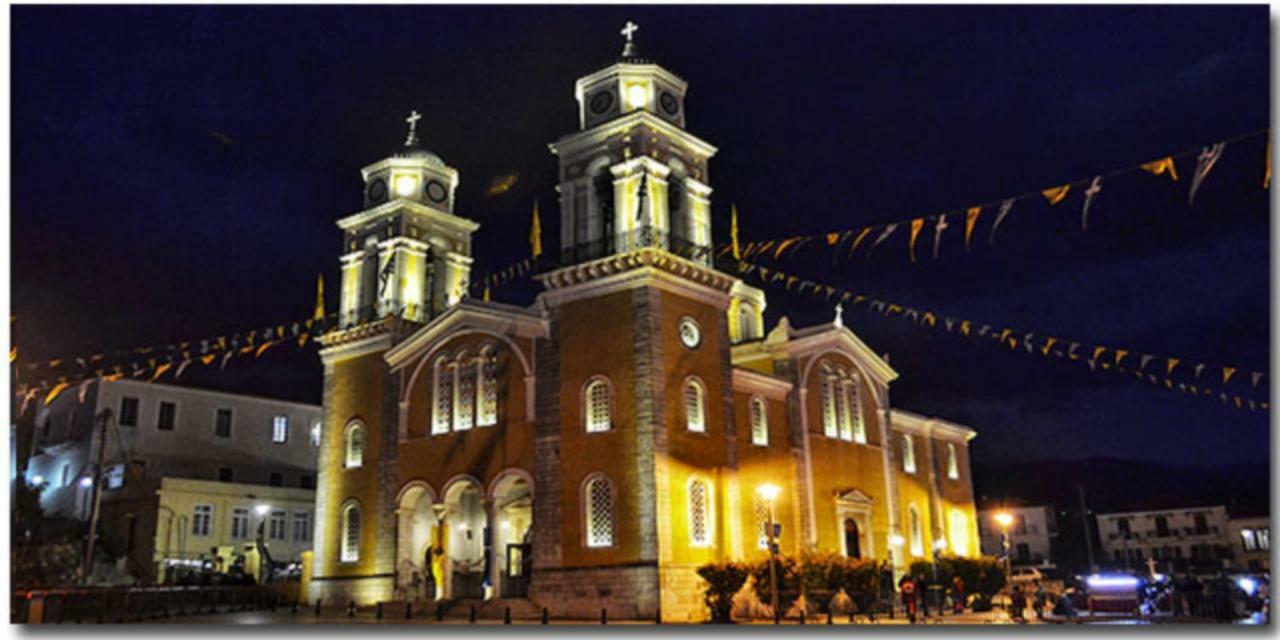 Ferienwohnung Relaxing Appt. Into The Heart Of Historical Center Kalamata Exterior foto